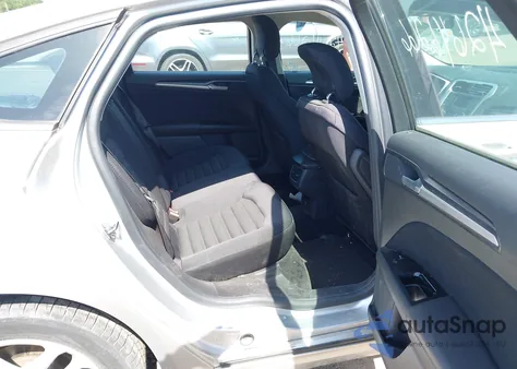 2013 Ford Fusion Se z USA, uszkodzony, nr VIN 3FA6P0H77DR359039